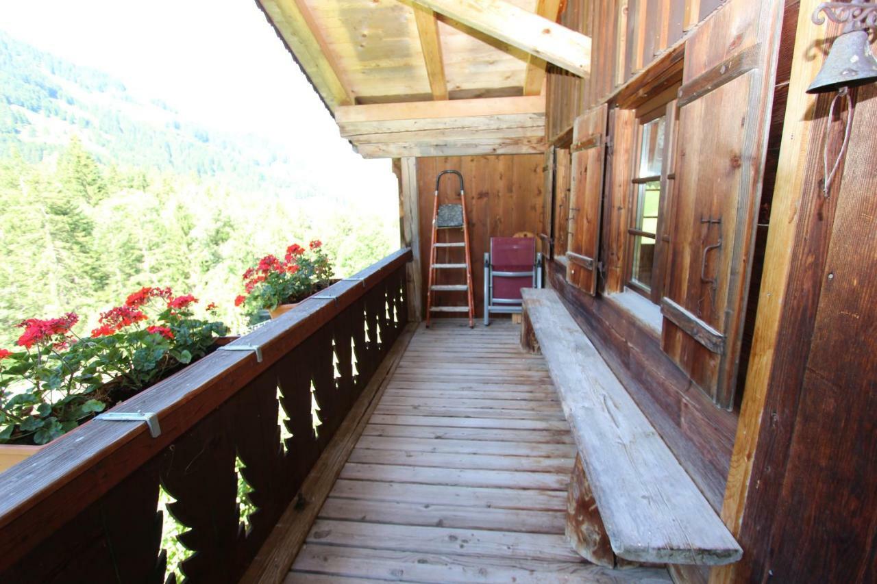 Les Favrod Apartment L'Etivaz Bagian luar foto